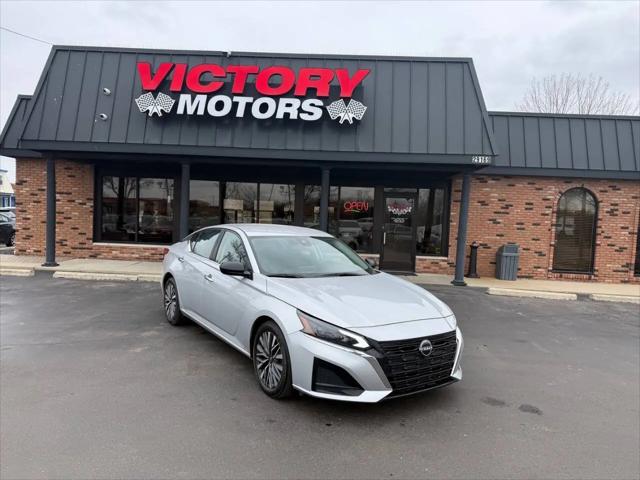 2024 Nissan Altima SV FWD for sale in Chesterfield, MI