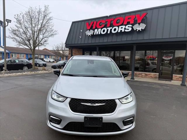 2024 Chrysler Pacifica Hybrid Select for sale in Chesterfield, MI