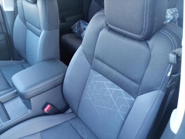 2026 Nissan Frontier Crew Cab SV 4x2