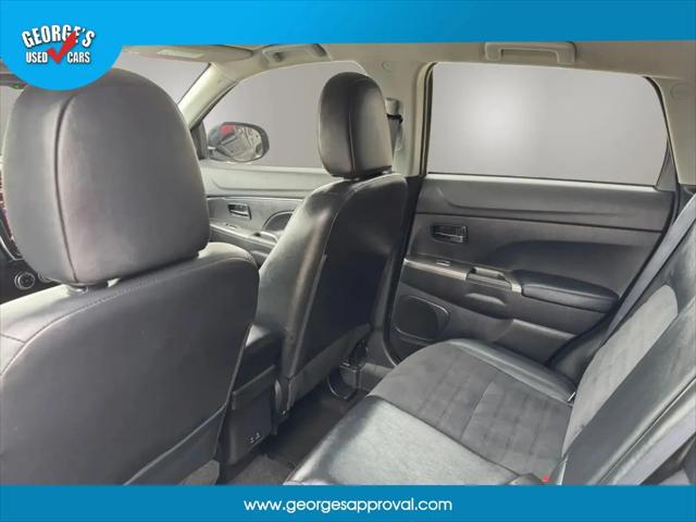 2023 Mitsubishi Outlander Sport 2.0 LE AWC