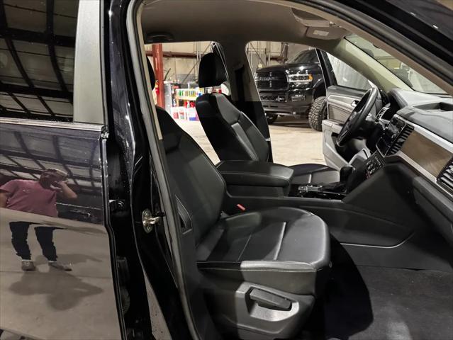 2022 Volkswagen Atlas 2.0T SE w/Technology