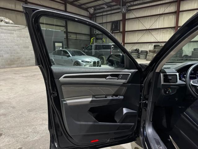 2022 Volkswagen Atlas 2.0T SE w/Technology