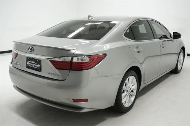 2015 Lexus ES 300h ES 300h