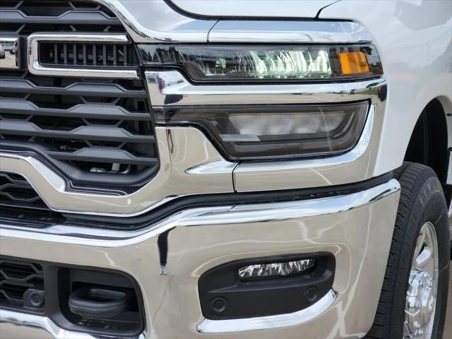 2026 Ram 3500 Tradesman Crew Cab 4x4 8' Box
