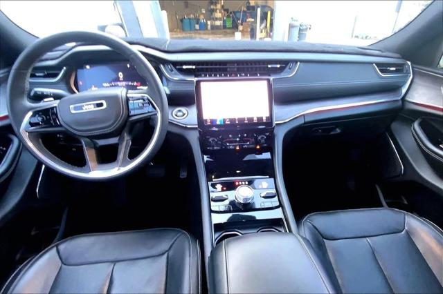 2023 Jeep Grand Cherokee Overland 4x4