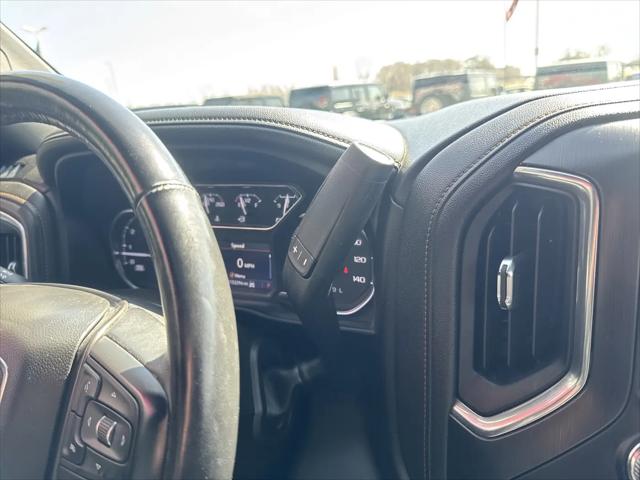 2022 GMC Sierra 1500 Limited 4WD Crew Cab Standard Box AT4