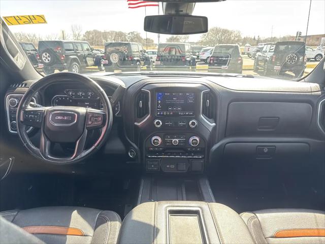 2022 GMC Sierra 1500 Limited 4WD Crew Cab Standard Box AT4