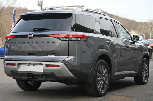 2023 Nissan Pathfinder SL 4WD