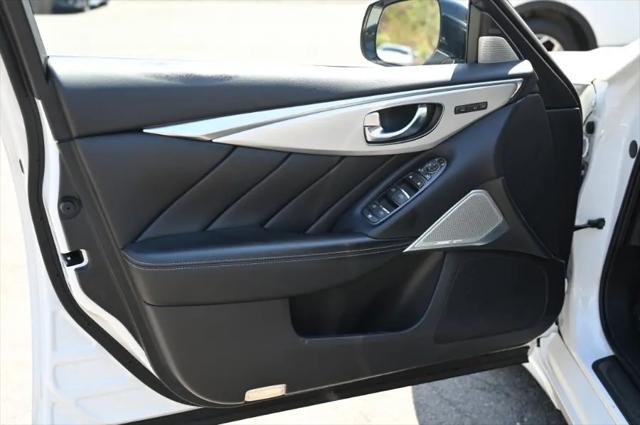 2023 INFINITI Q50 LUXE AWD