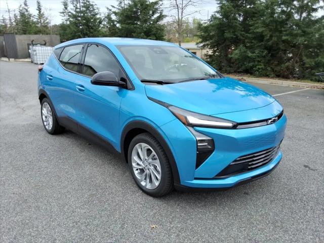 2027 Chevrolet Bolt LT FWD