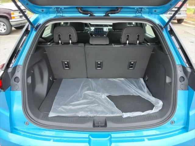 2027 Chevrolet Bolt LT FWD