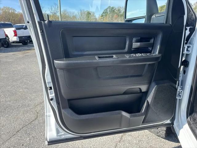 2023 Ram 2500 Tradesman Crew Cab 4x4 6'4" Box