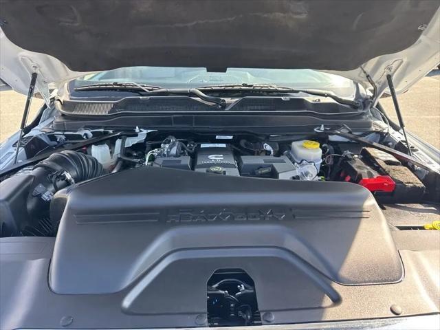 2023 Ram 2500 Tradesman Crew Cab 4x4 6'4" Box