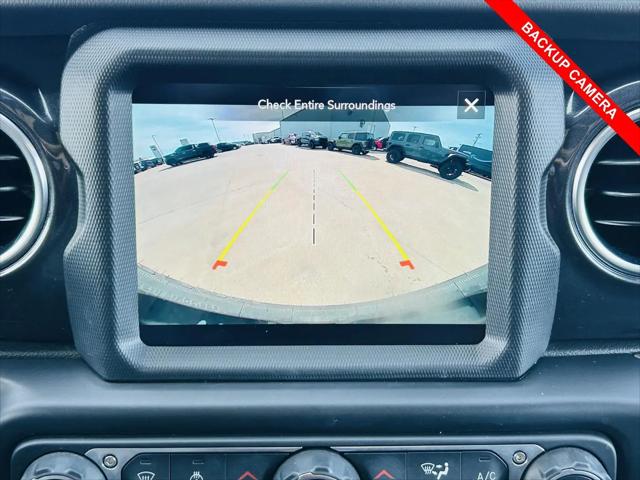 2022 Jeep Wrangler Unlimited Sahara Altitude 4x4
