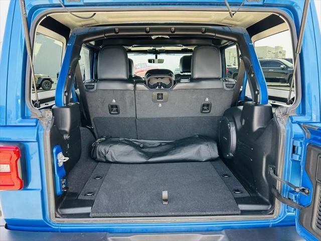 2022 Jeep Wrangler Unlimited Sahara Altitude 4x4