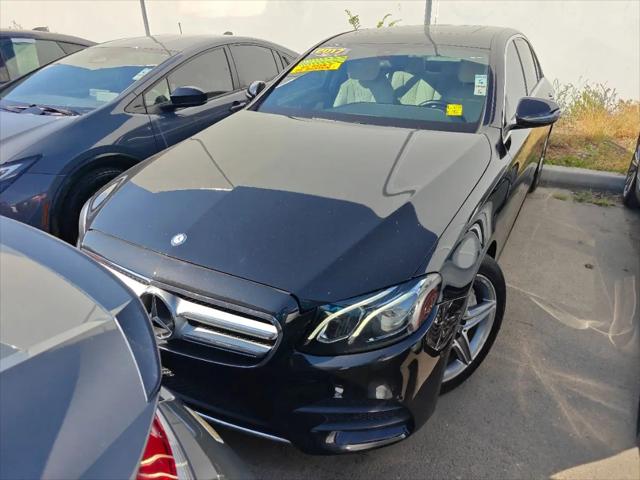 2017 Mercedes-Benz E-CLASS E 300 E 300