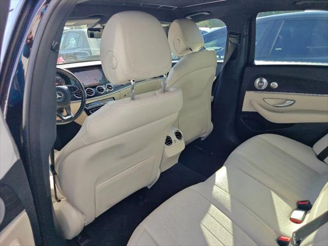 2017 Mercedes-Benz E-CLASS E 300 E 300