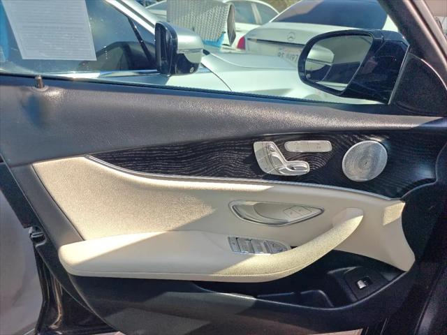2017 Mercedes-Benz E-CLASS E 300 E 300