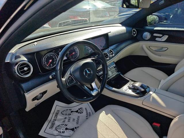 2017 Mercedes-Benz E-CLASS E 300 E 300