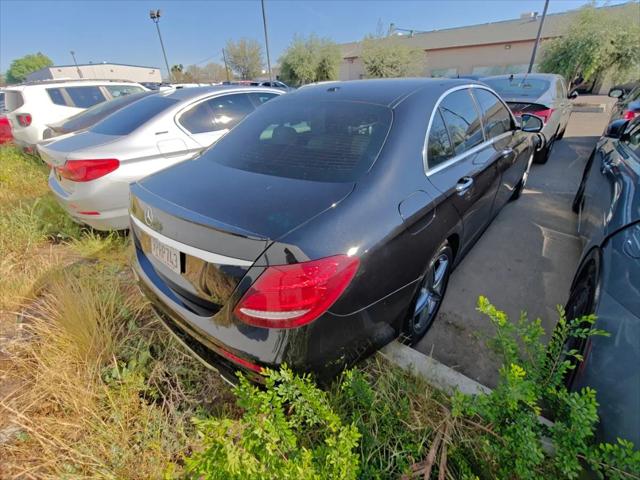 2017 Mercedes-Benz E-CLASS E 300 E 300