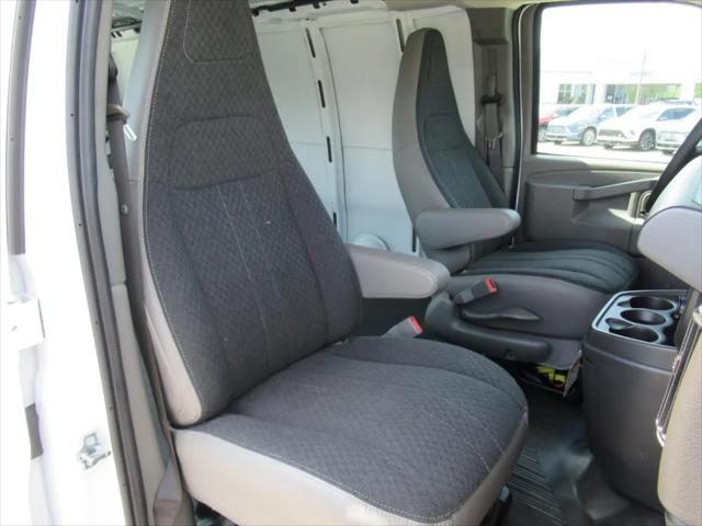 2026 GMC Savana Cargo 2500 Regular Wheelbase, Work Van, RWD