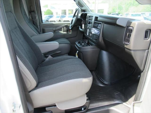 2026 GMC Savana Cargo 2500 Regular Wheelbase, Work Van, RWD