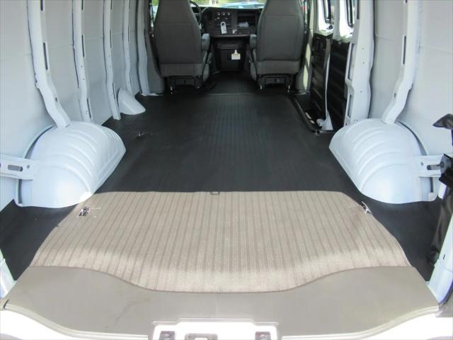 2026 GMC Savana Cargo 2500 Regular Wheelbase, Work Van, RWD