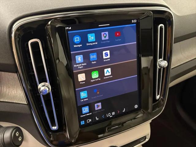 2023 Volvo XC40 B5 Plus Bright Theme