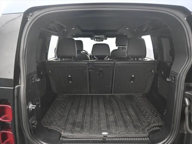 2024 Land Rover Defender 110 P400 S