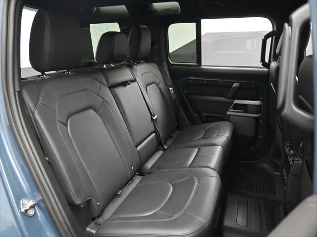 2024 Land Rover Defender 110 P400 S