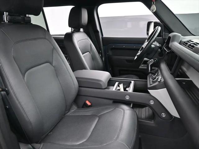 2024 Land Rover Defender 110 P400 S