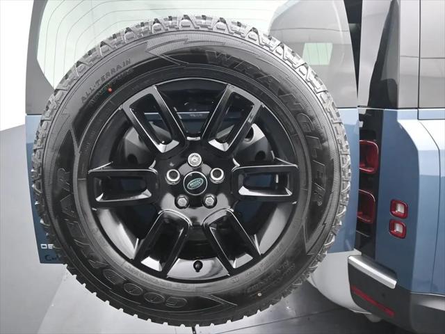 2024 Land Rover Defender 110 P400 S