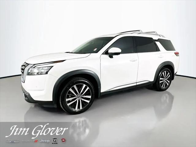 2024 Nissan Pathfinder Platinum FWD