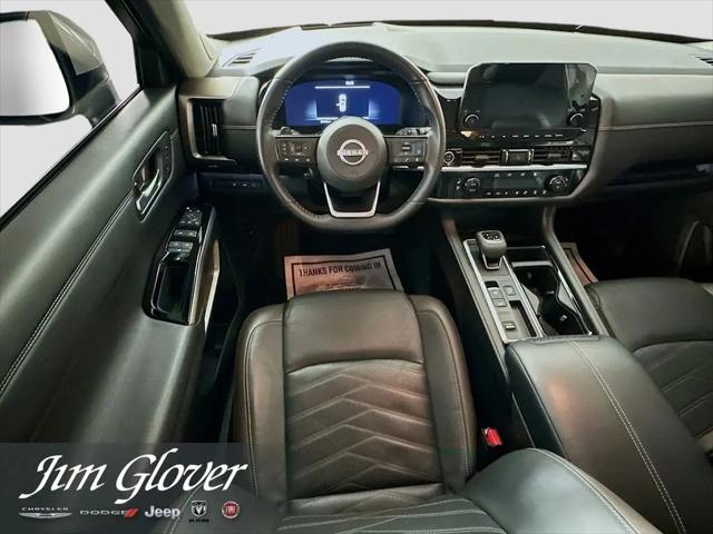 2024 Nissan Pathfinder Platinum FWD