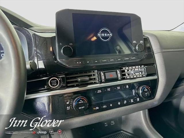 2024 Nissan Pathfinder Platinum FWD
