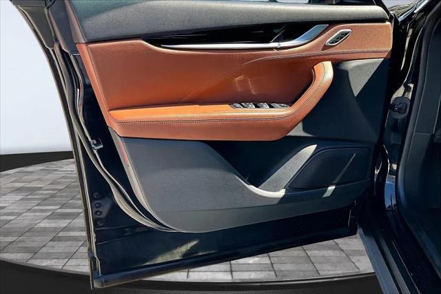 2021 Maserati Levante Standard