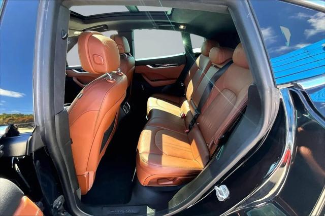 2021 Maserati Levante Standard