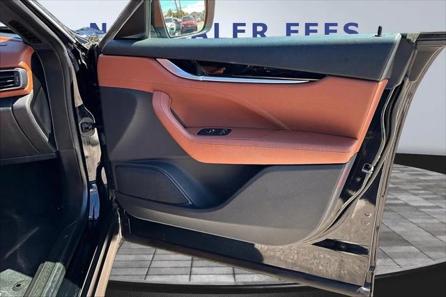 2021 Maserati Levante Standard