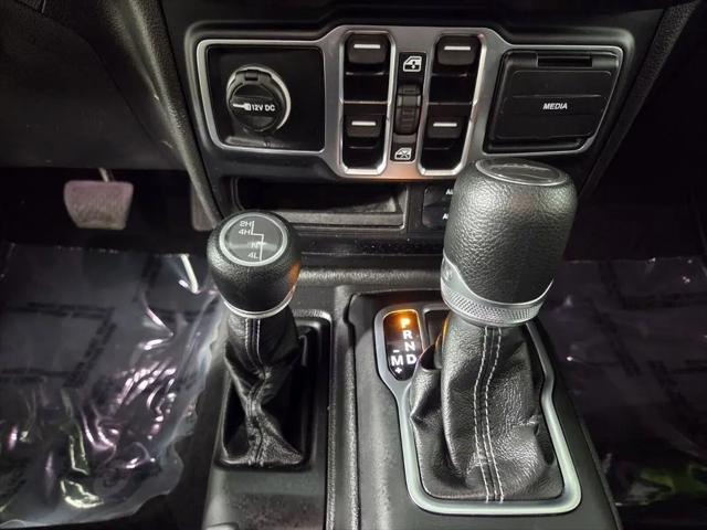2025 Jeep Gladiator Sport