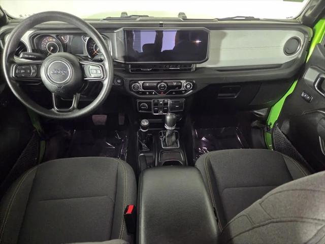 2025 Jeep Gladiator Sport