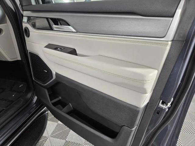 2025 Jeep Wagoneer 4x4