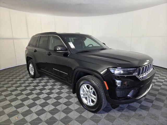 2025 Jeep Grand Cherokee Laredo 4x4