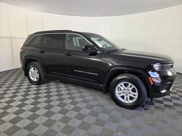 2025 Jeep Grand Cherokee Laredo 4x4
