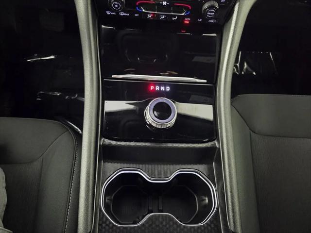 2025 Jeep Grand Cherokee Laredo 4x4