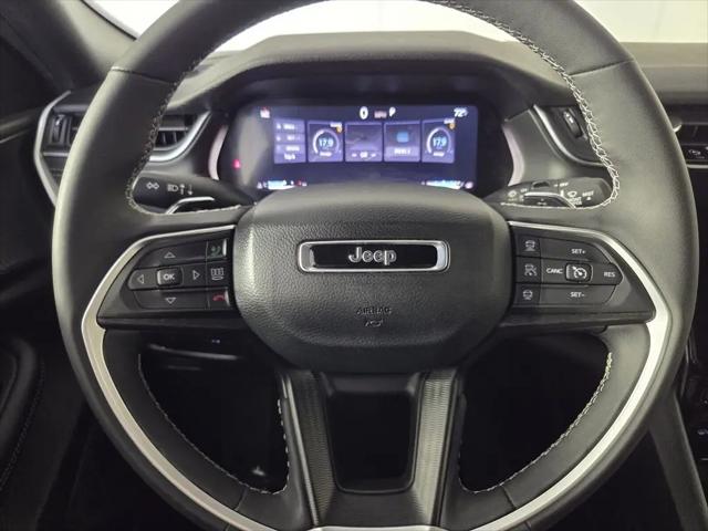 2025 Jeep Grand Cherokee Laredo 4x4