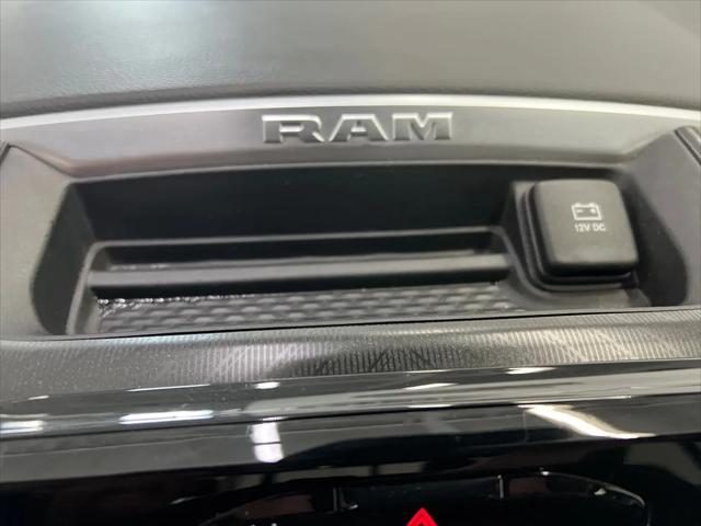 2025 Ram 1500 Big Horn Crew Cab 4x4 5'7" Box
