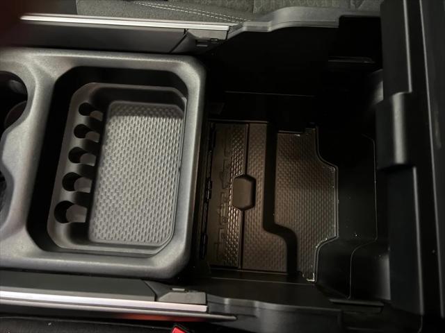 2025 Ram 1500 Big Horn Crew Cab 4x4 5'7" Box