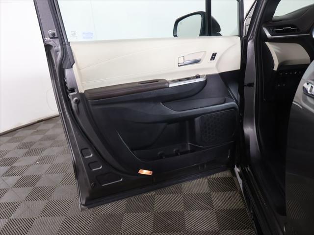 2023 Toyota Sienna Platinum