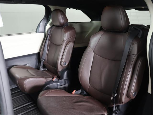 2023 Toyota Sienna Platinum