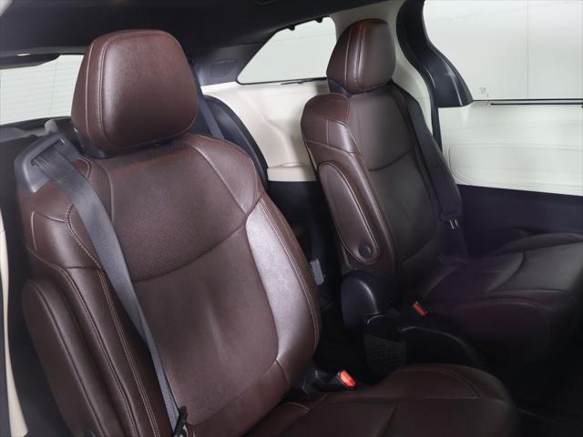 2023 Toyota Sienna Platinum